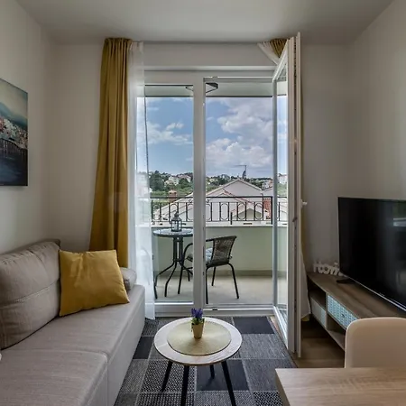 דירה B ספליט